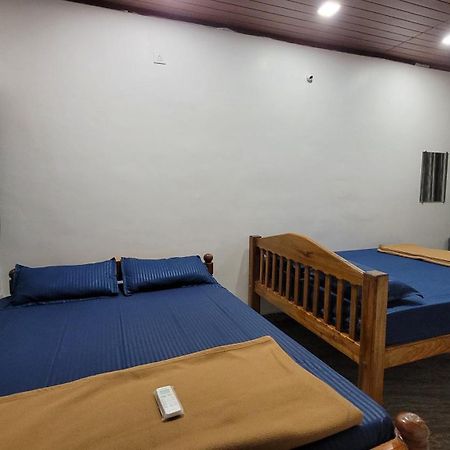 Golden Sky Hotel Gokarna  Kültér fotó