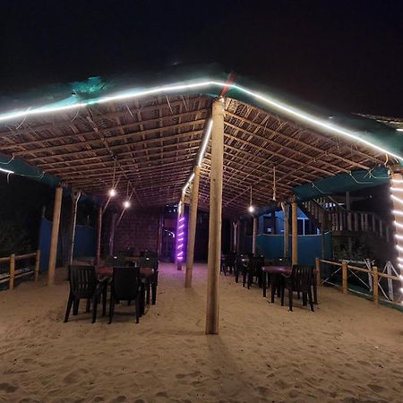 Golden Sky Hotel Gokarna  Kültér fotó