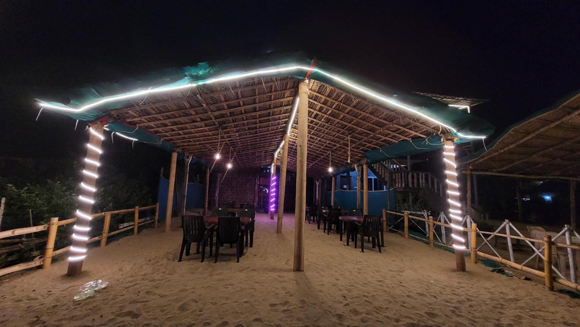 Golden Sky Hotel Gokarna  Kültér fotó