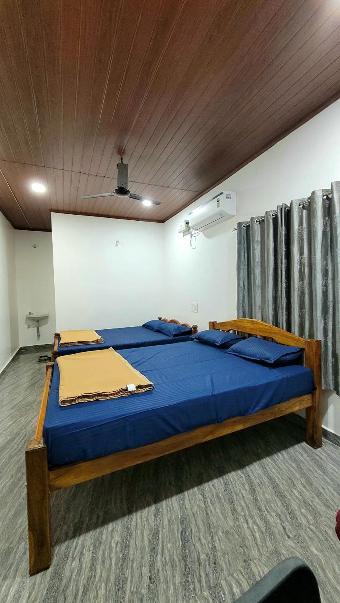 Golden Sky Hotel Gokarna  Kültér fotó